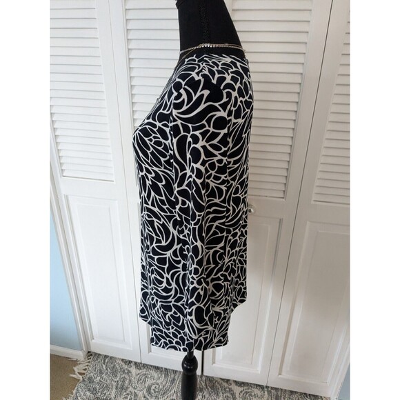 Chico's Travelers Top Womens S (Ch 0) Floral Bell Sleeve VNeck Liquid Knit Tunic - Picture 6 of 11